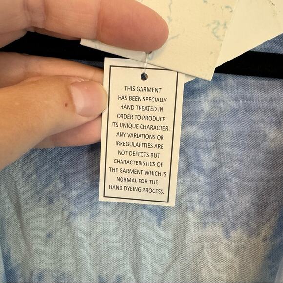 Raviya Women's Blue Tie-Dyed Lace Trim Bell-Sleeve Tiered Cover-Up Medium NWT - Picture 9 of 12